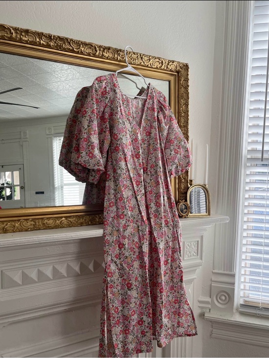 H&M Dresses & Skirts - H&M Pink Floral Midi Dress